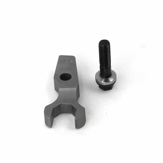 Industrial Injection Billet Injector Hold Downs with ARP Bolts and Hardware 01-04 GM Duramax LB7