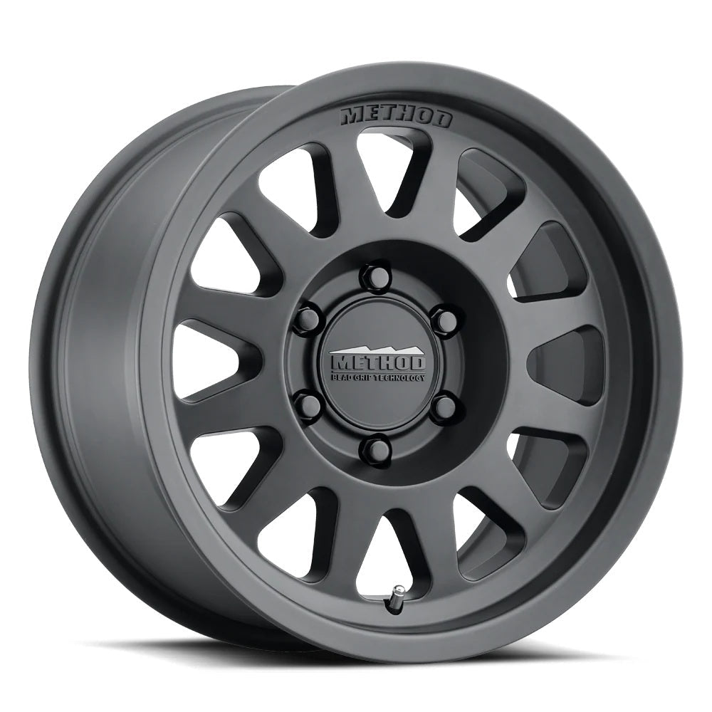 Method Race Wheels 704 Bead Grip 17X8.5" Matte Black | 8x170 | 99-23 Ford F-250/F-350 Super Duty